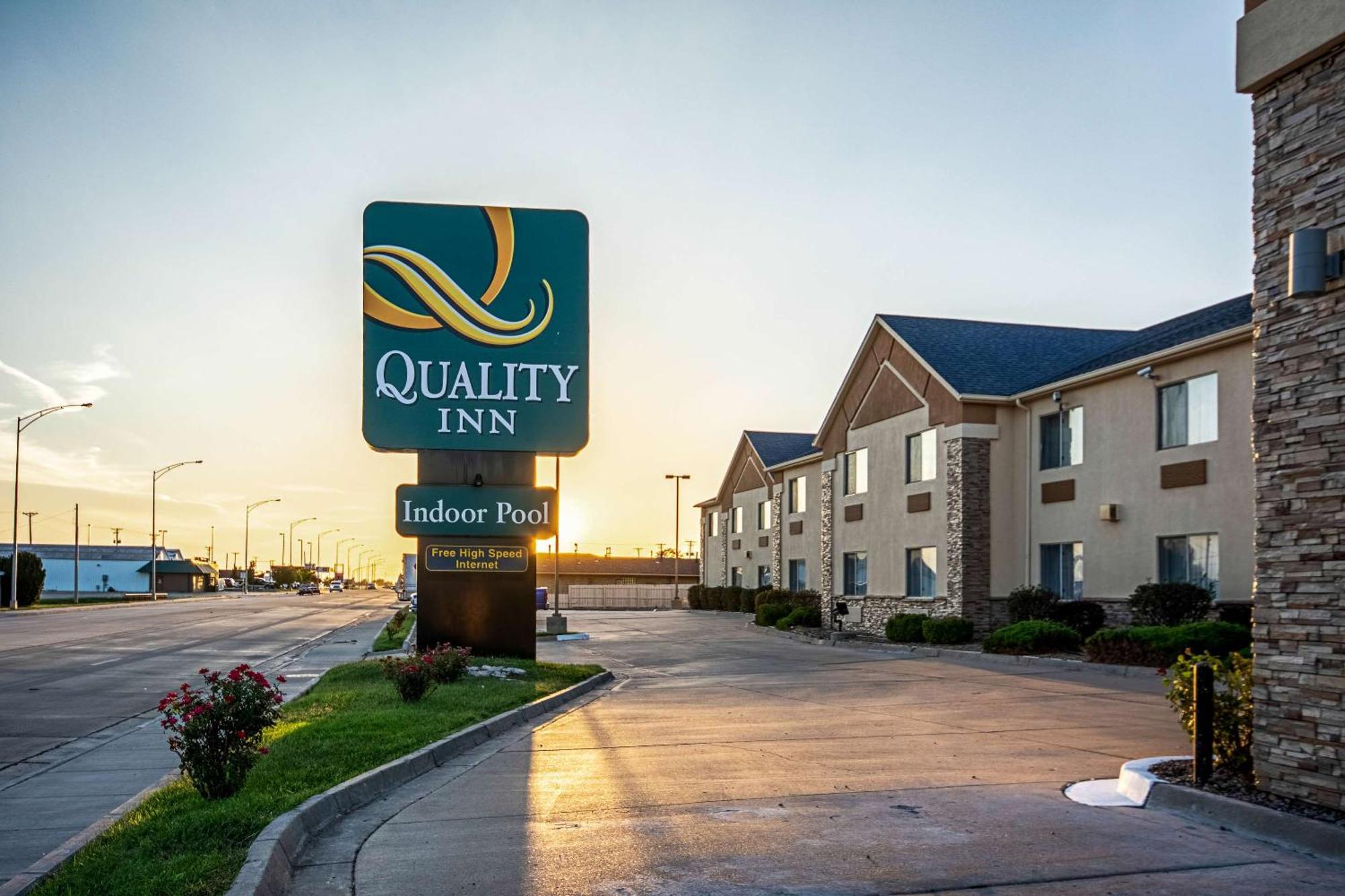 Quality Inn Додж-Сити Экстерьер фото