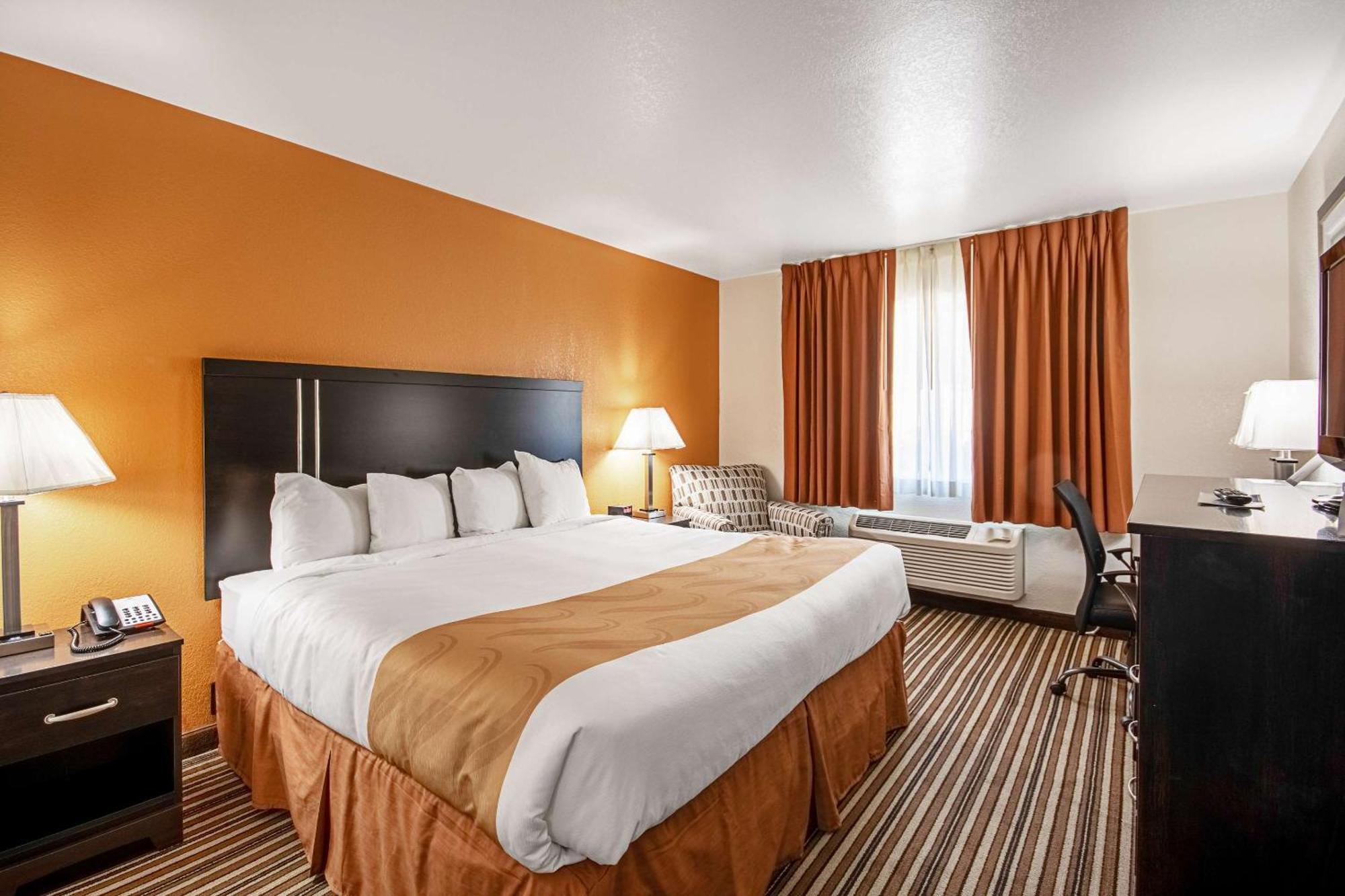 Quality Inn Додж-Сити Экстерьер фото