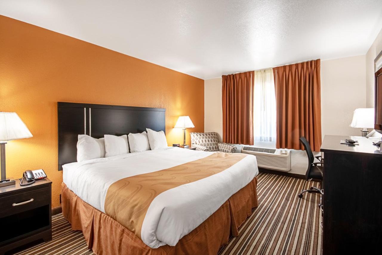 Quality Inn Додж-Сити Экстерьер фото